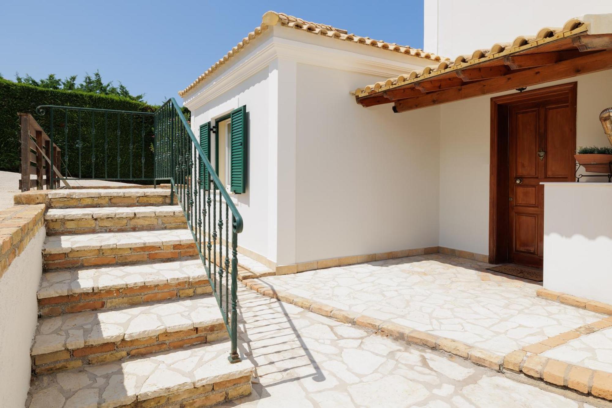 Beachfront Villa Victoras - With Private Beach Sidárion Exterior foto